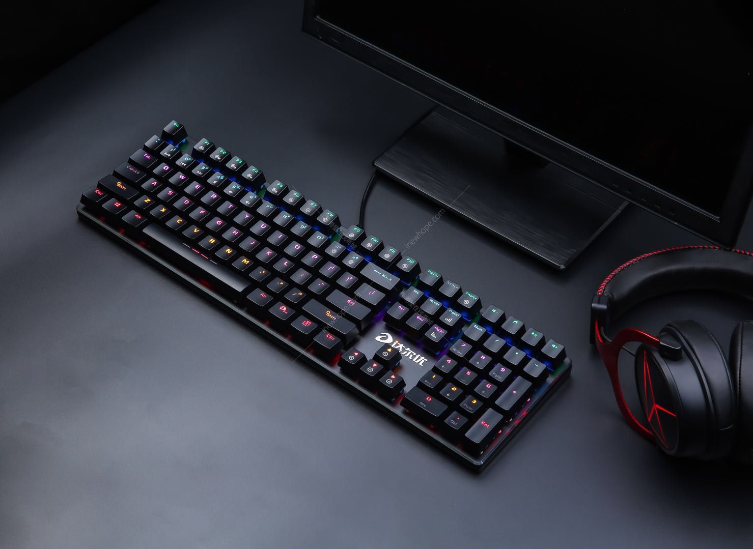 达尔优ck533黑蓝色游戏红外青轴网吧机械键盘