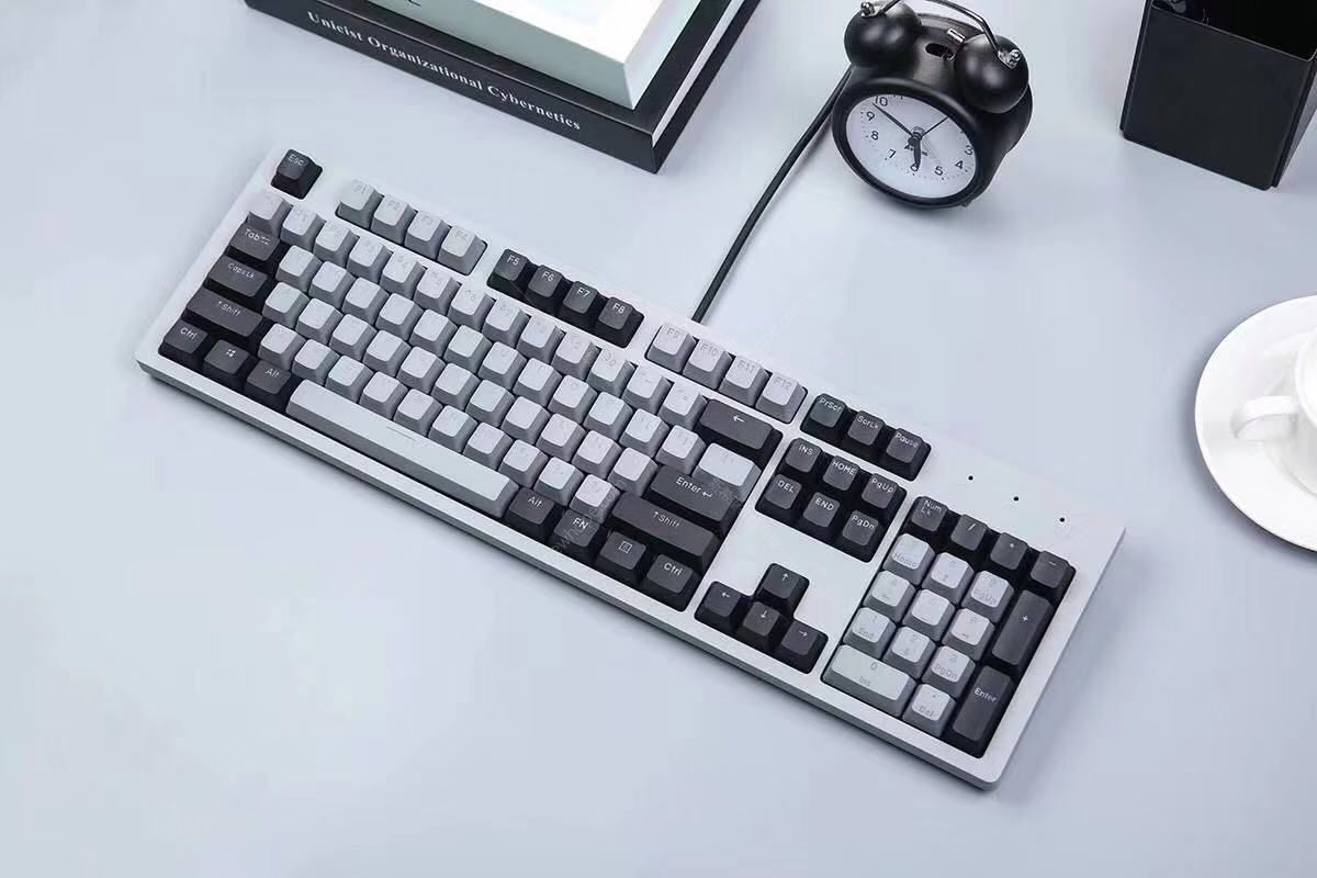 达尔优ck520白蓝色时尚型红外轴机械键盘卡扣上盖侧翼跑马