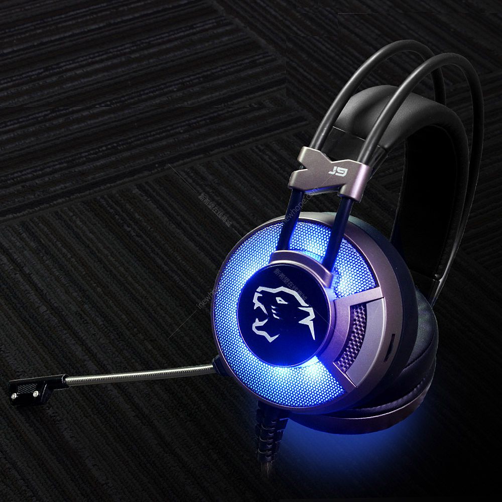 西伯利亚 极光豹j9u 震动游戏耳机